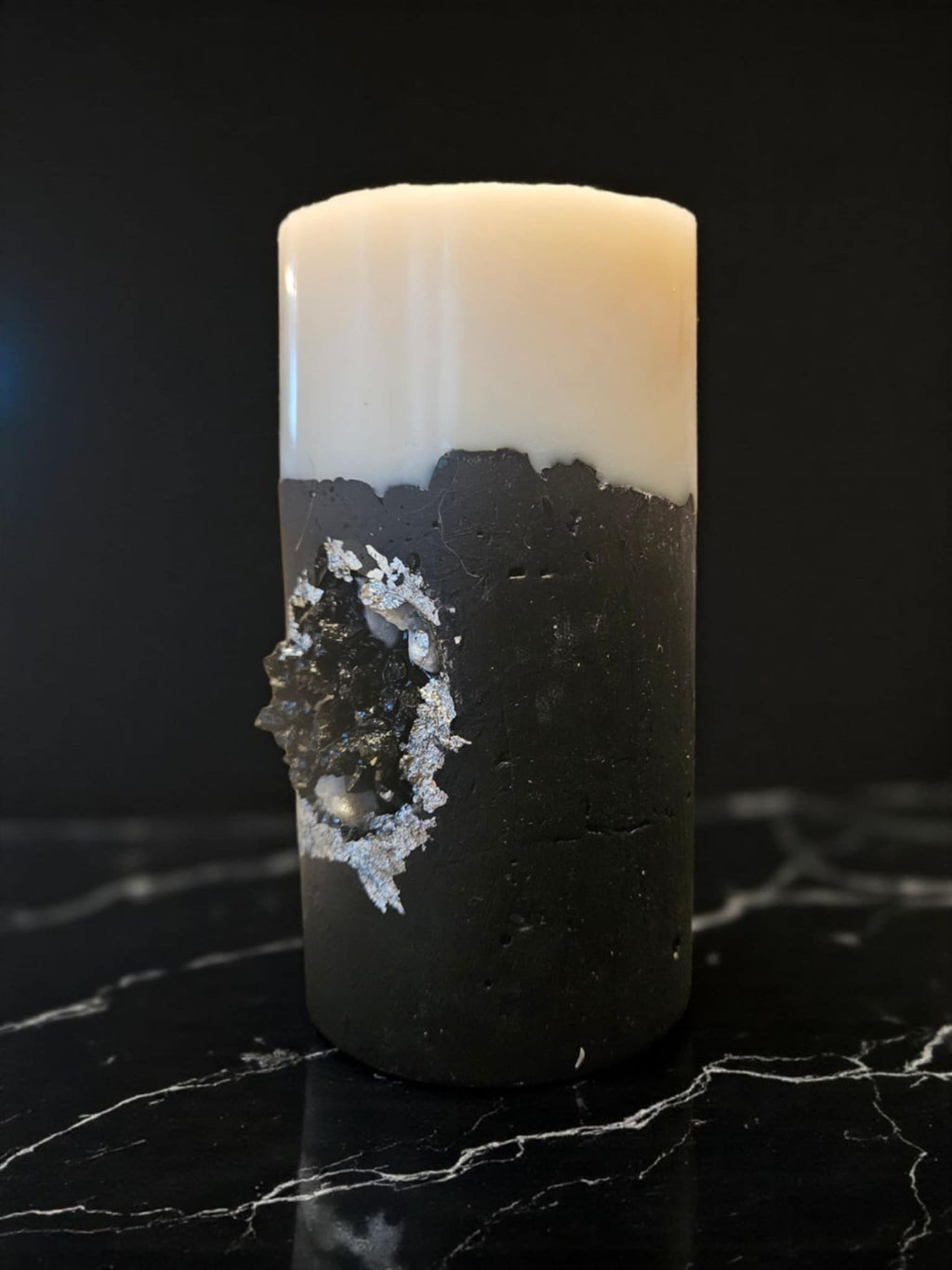 Bougie béton noir